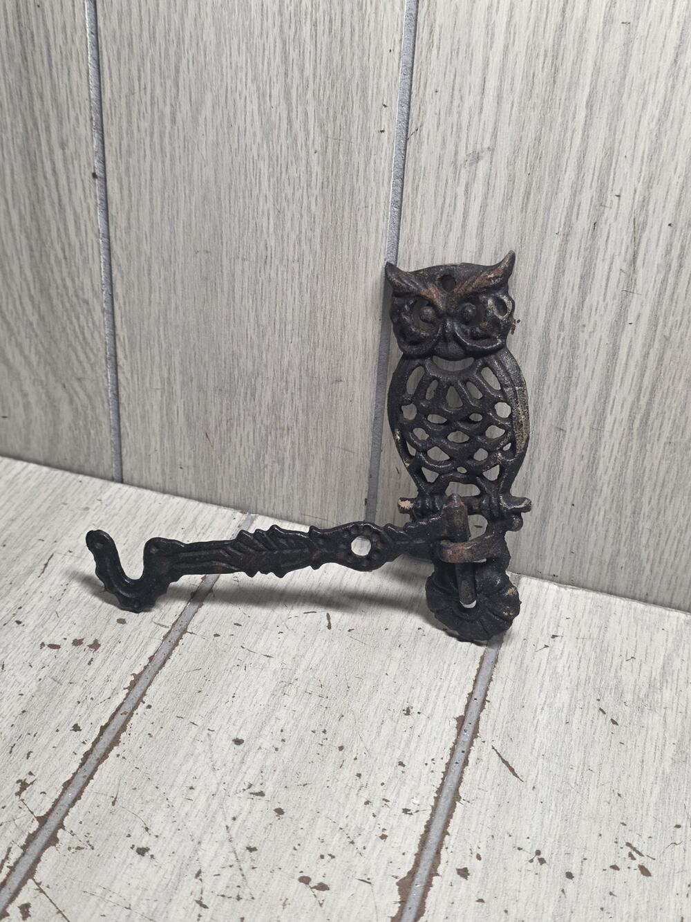 Vintage Cast Iron 5" Black Owl Wall Swivel Arm Bracket Hanging Hook Plant Hanger